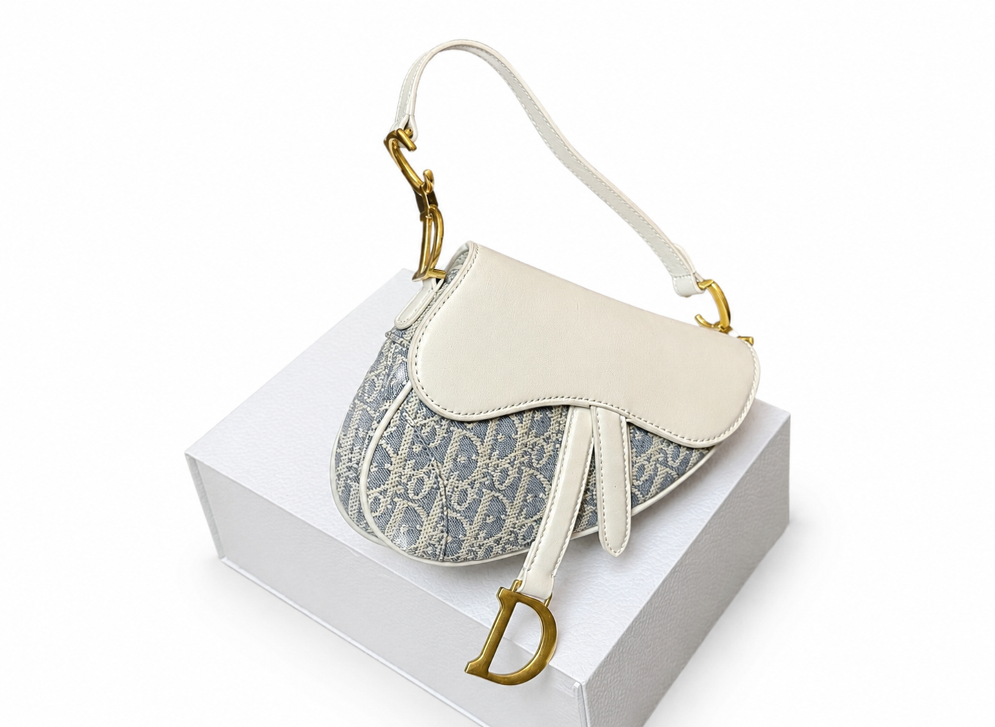 D Shoulder Bag